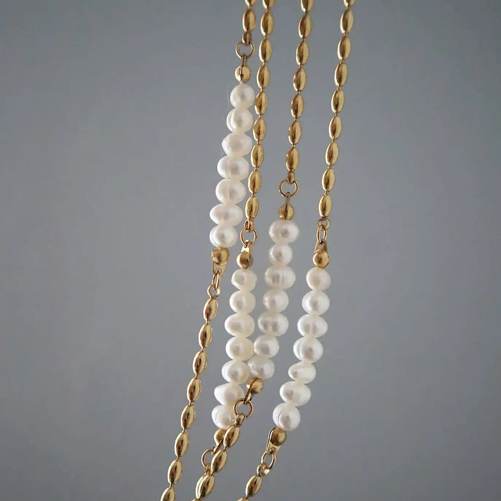 The choker's extender chain, adding two inches of length